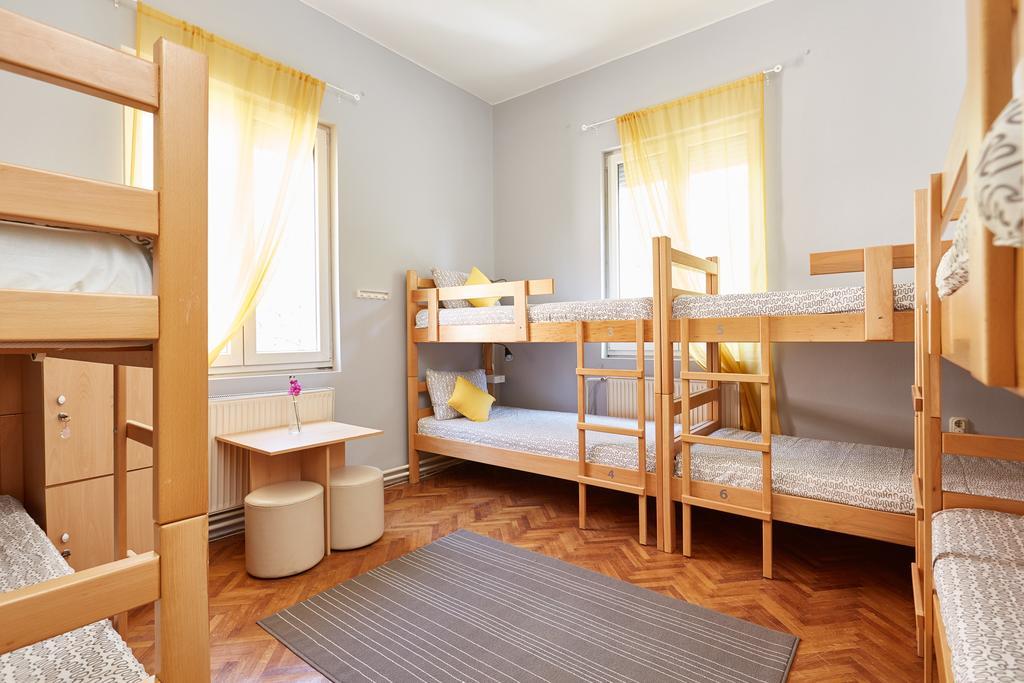 Get Inn Skopje Hostel Kültér fotó
